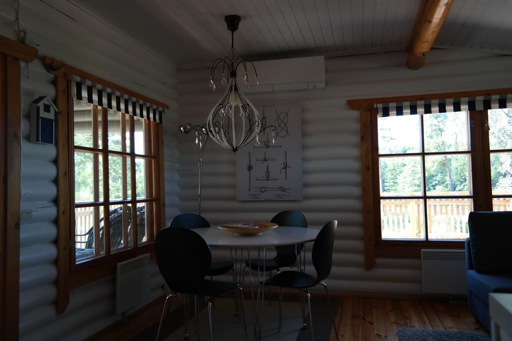 Basto Hotel & Stugby Palsbole ภายนอก รูปภาพ